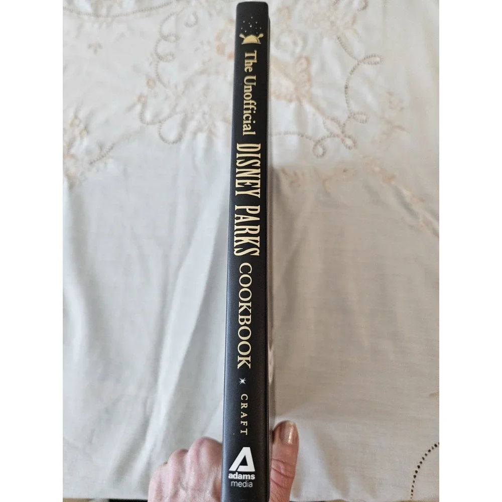 The Unofficial Disney Parks Cookbook by‎ Ashley Craft (2020, Hardcover)